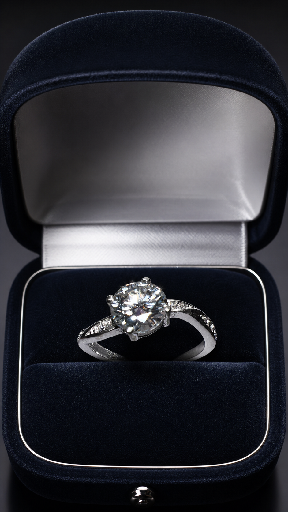 Un anillo que celebra tu valor, tu historia y tu compromiso contigo misma